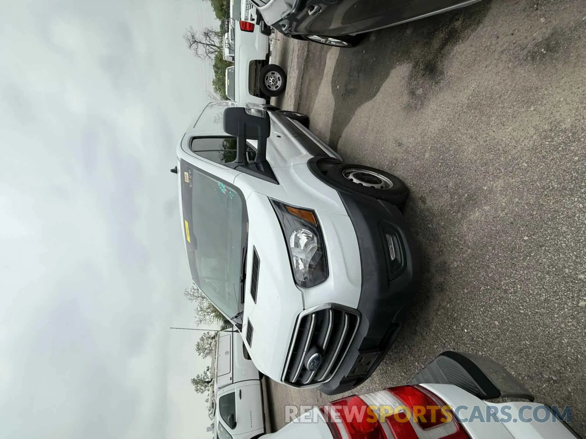 1 Photograph of a damaged car 1FTBR1Y88LKB76592 FORD TRANSIT 2020