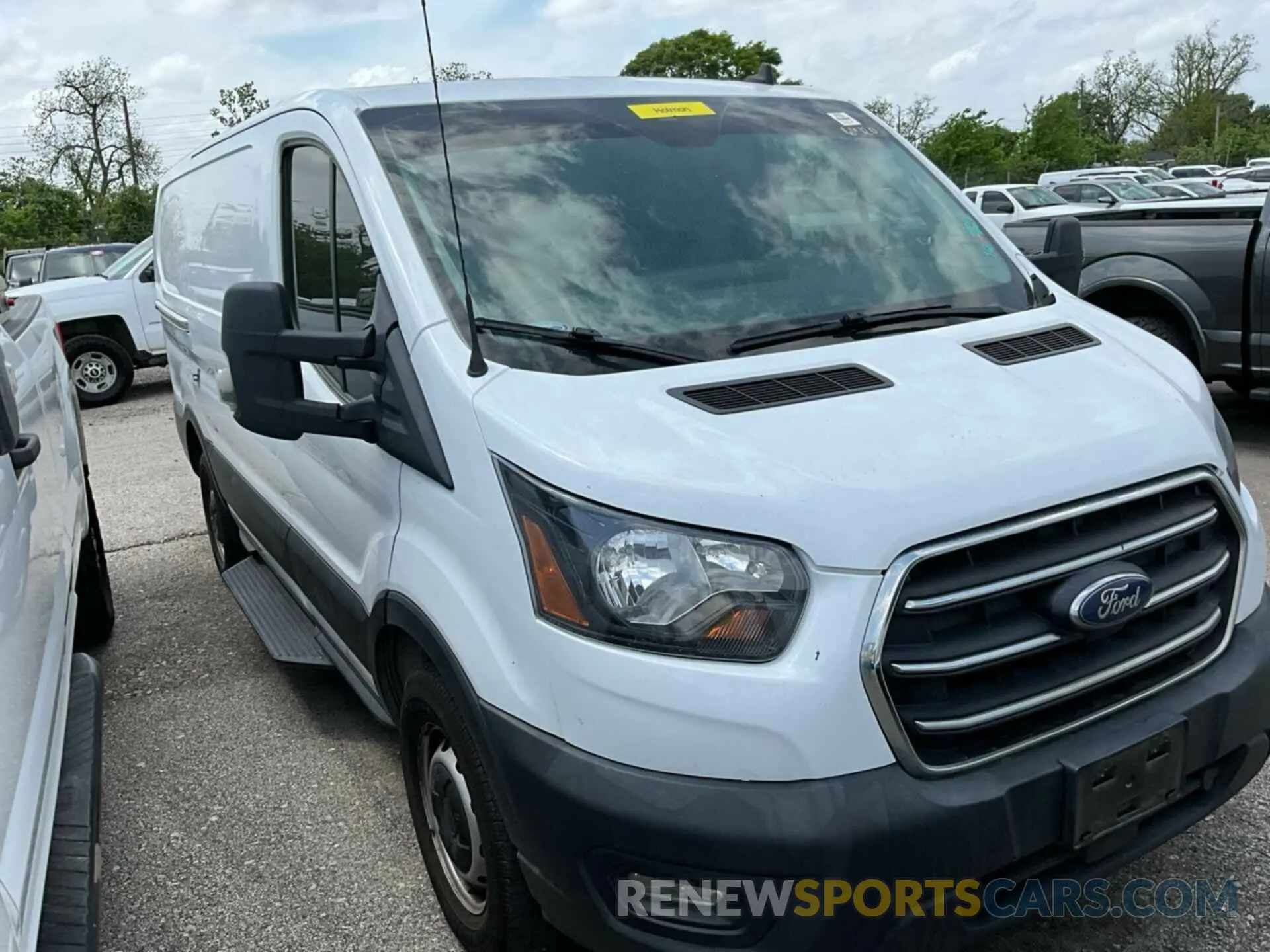 10 Photograph of a damaged car 1FTBR1Y88LKB76592 FORD TRANSIT 2020