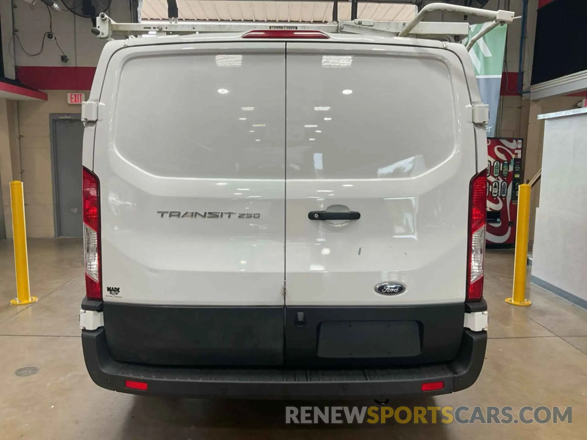 22 Photograph of a damaged car 1FTBR1YG4LKA63732 FORD TRANSIT 2020