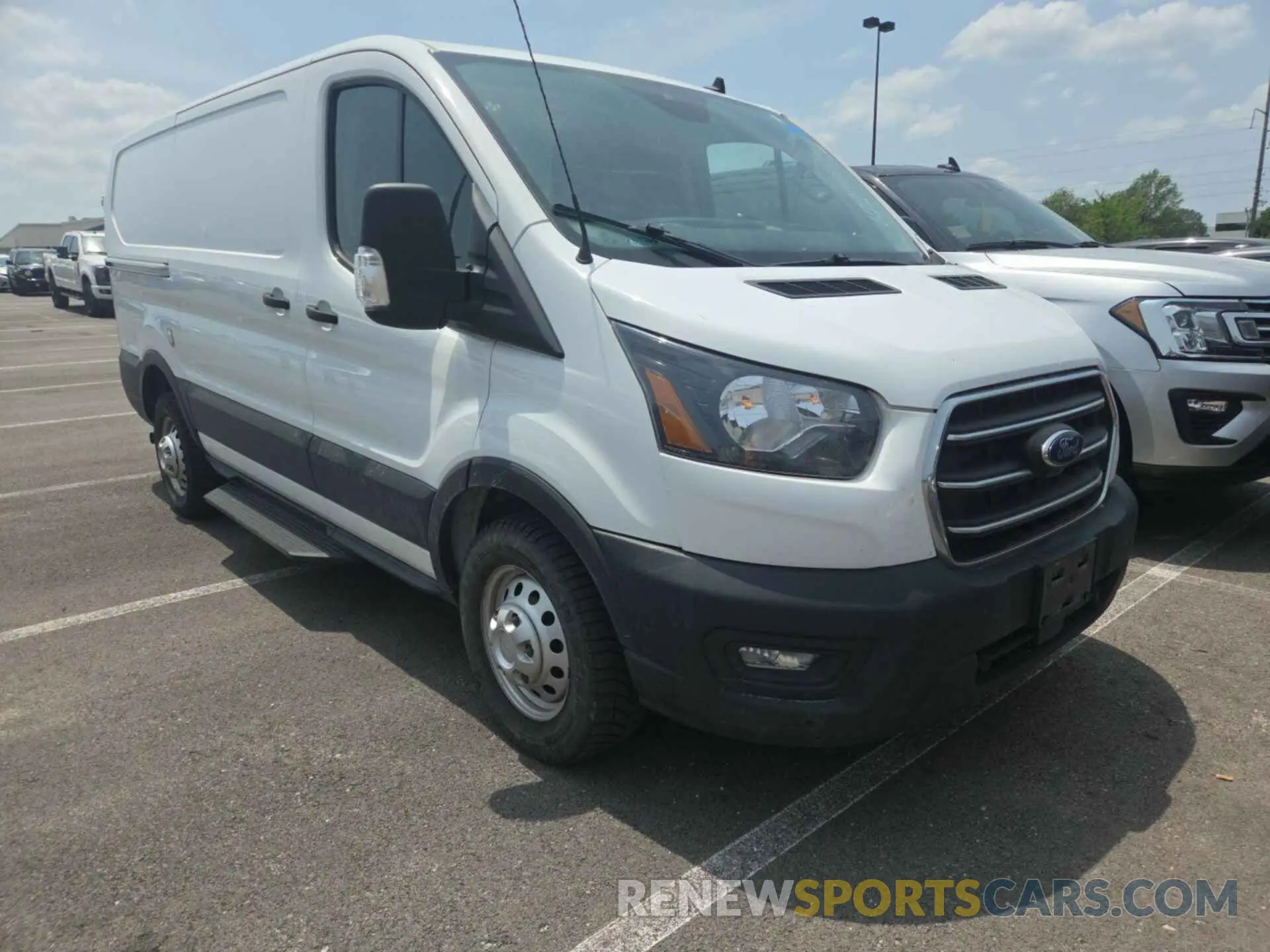 25 Photograph of a damaged car 1FTBR2YG1LKB62031 FORD TRANSIT 2020