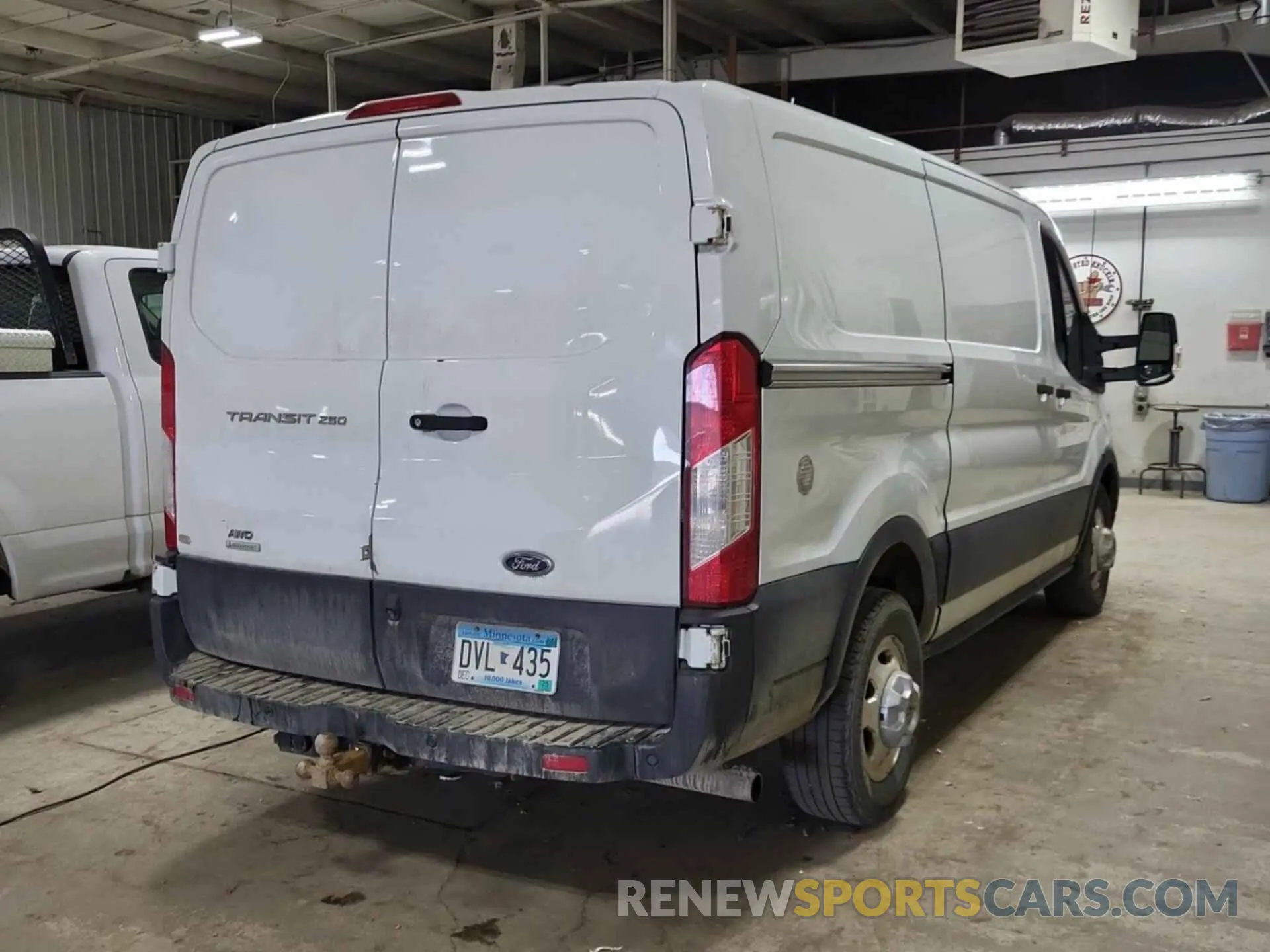 13 Photograph of a damaged car 1FTBR2YG2LKA35840 FORD TRANSIT 2020