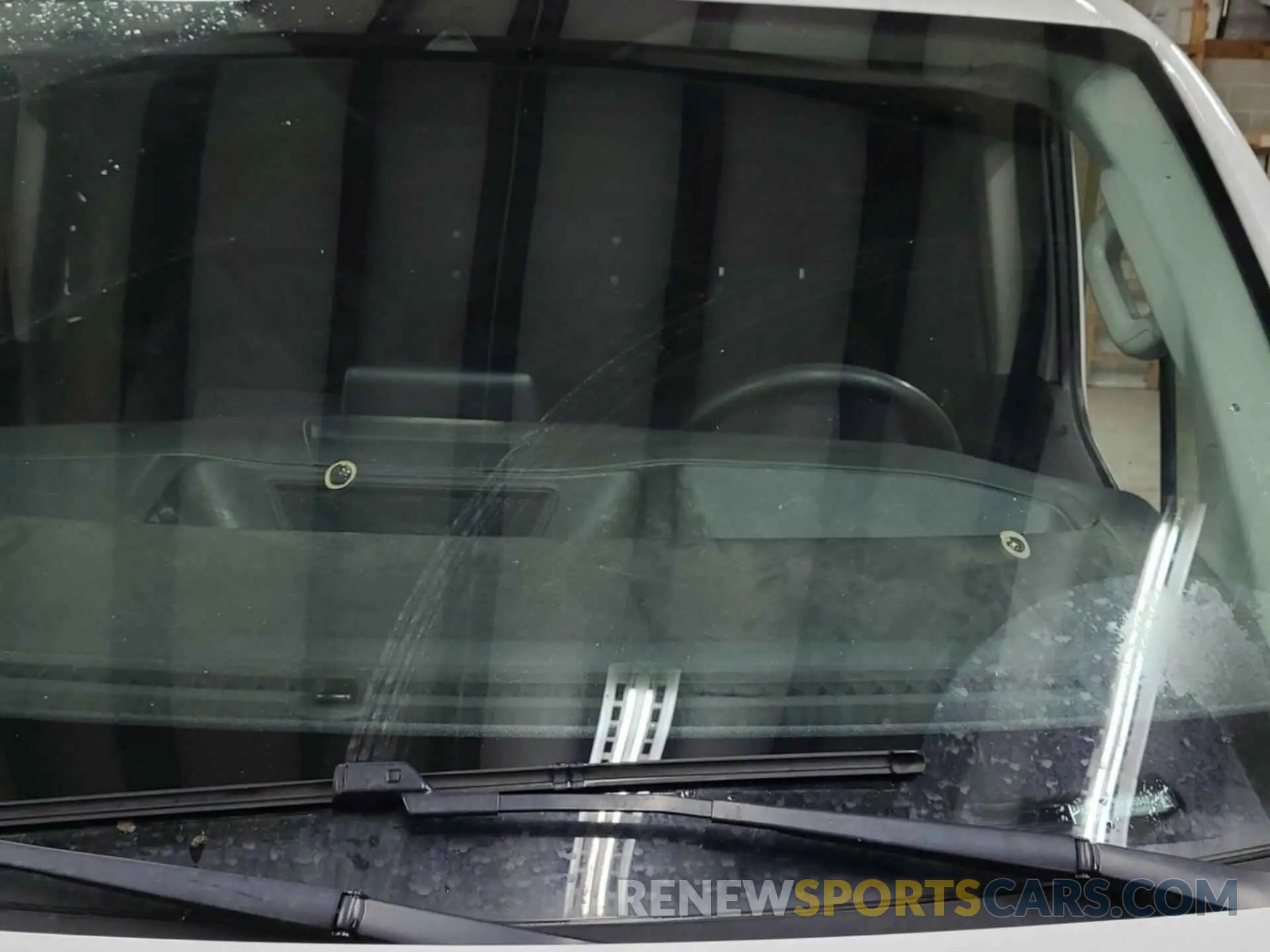 29 Photograph of a damaged car 1FTBR2YG2LKA35840 FORD TRANSIT 2020
