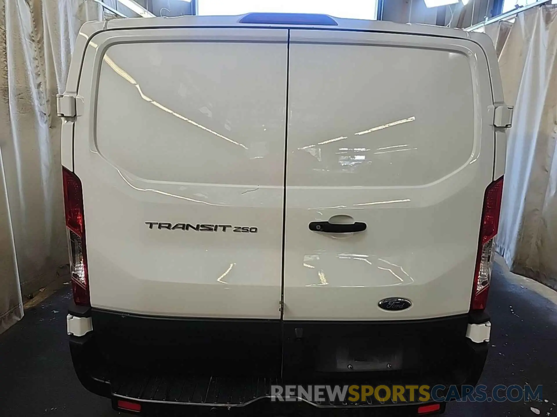 20 Photograph of a damaged car 1FTBR2YG6LKB09132 FORD TRANSIT 2020