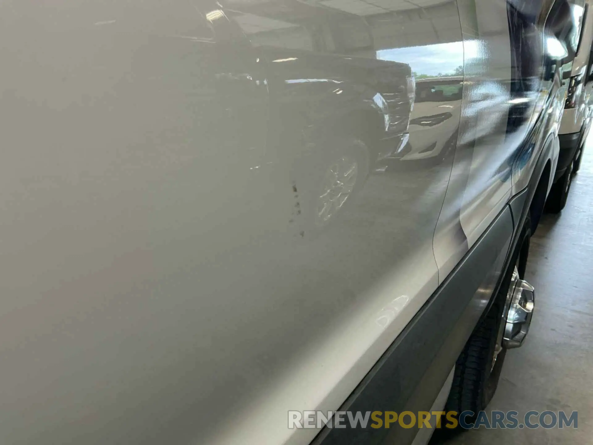 29 Photograph of a damaged car 1FTBR2YG6LKB18803 FORD TRANSIT 2020