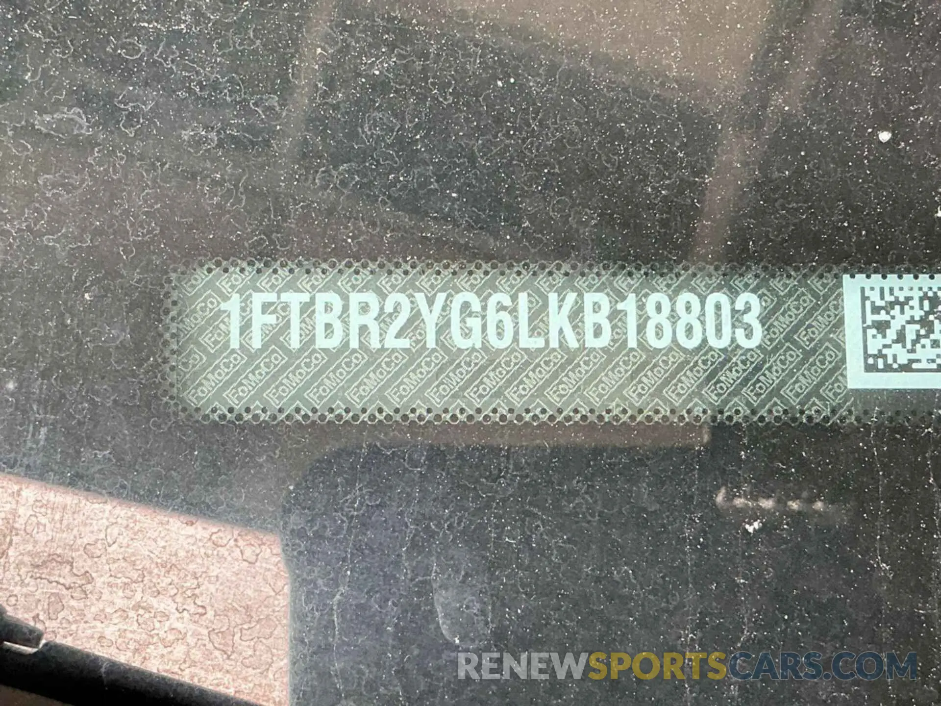 33 Photograph of a damaged car 1FTBR2YG6LKB18803 FORD TRANSIT 2020