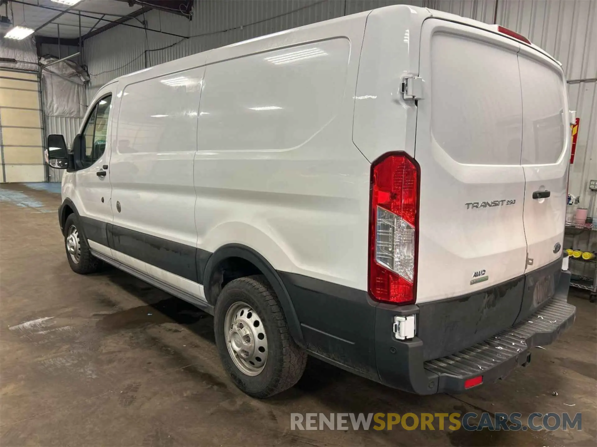 13 Photograph of a damaged car 1FTBR2YG8LKB09133 FORD TRANSIT 2020