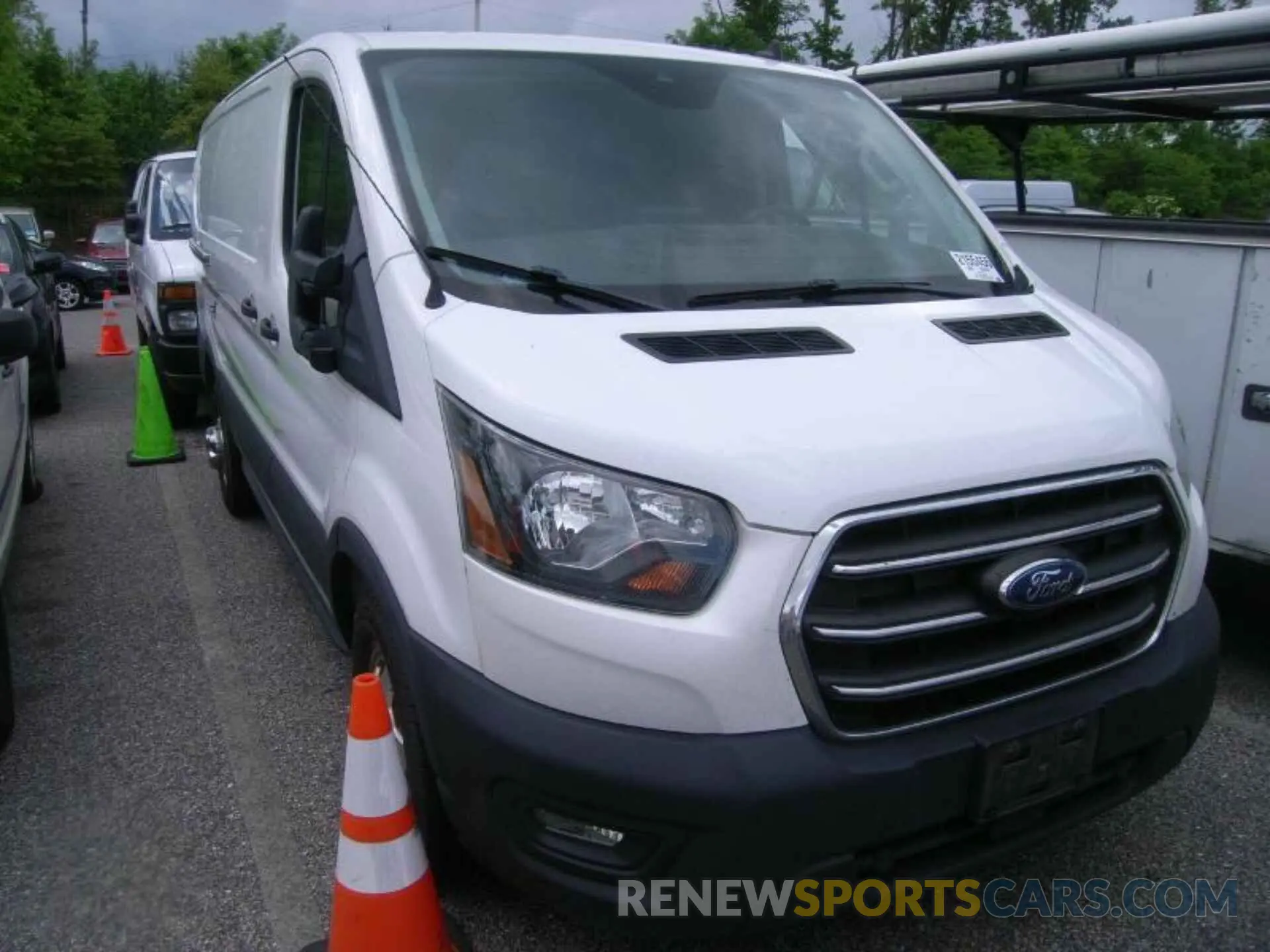 4 Photograph of a damaged car 1FTBR2YG9LKA26097 FORD TRANSIT 2020