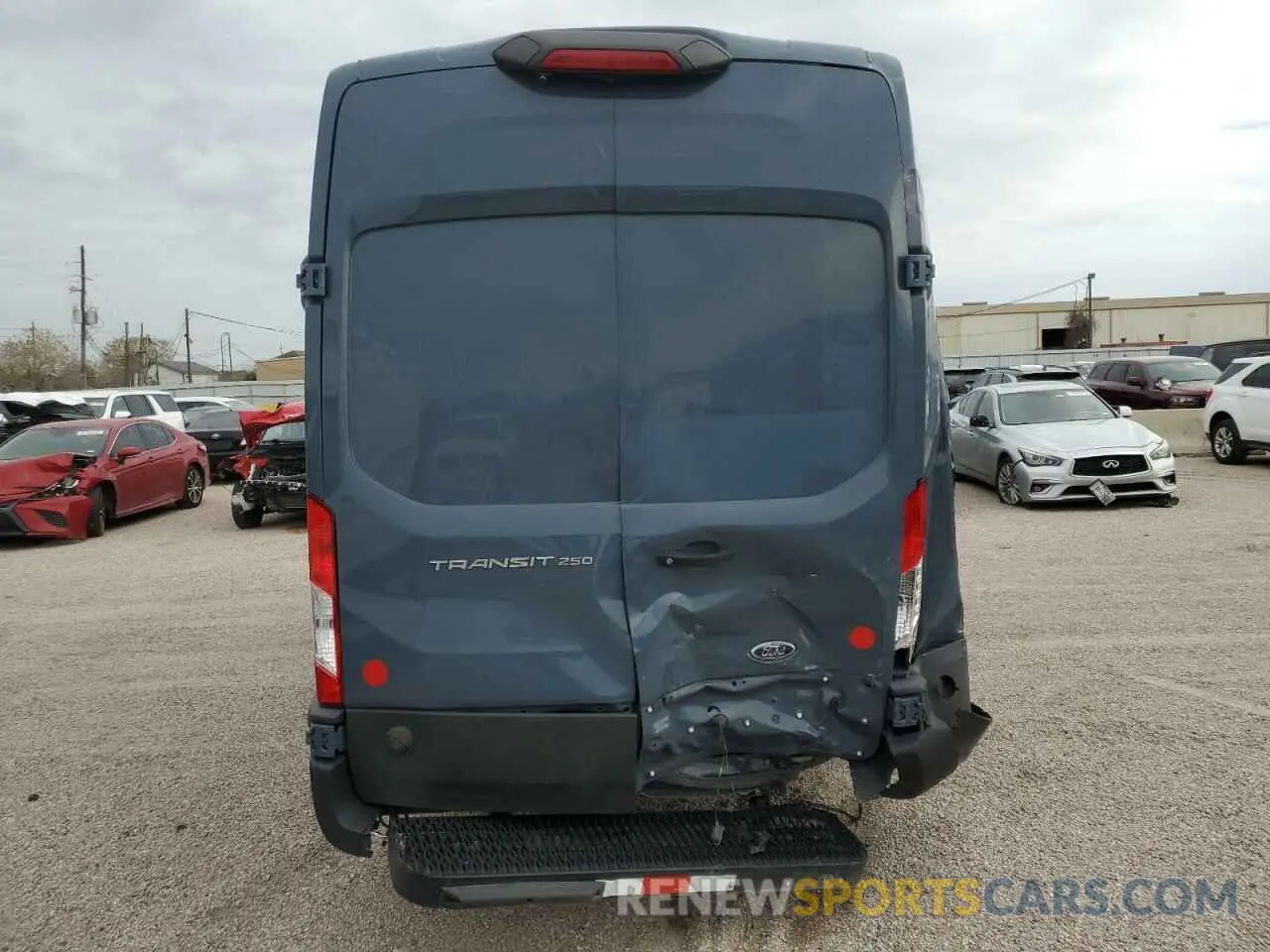 6 Photograph of a damaged car 1FTBR3X84LKA55653 FORD TRANSIT 2020
