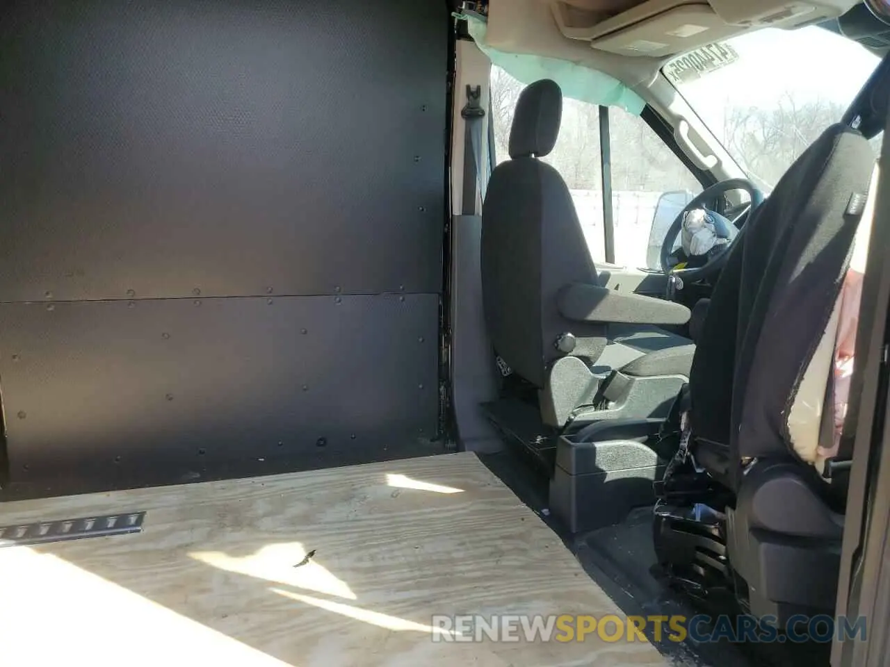 11 Photograph of a damaged car 1FTBW3X82LKB40192 FORD TRANSIT 2020