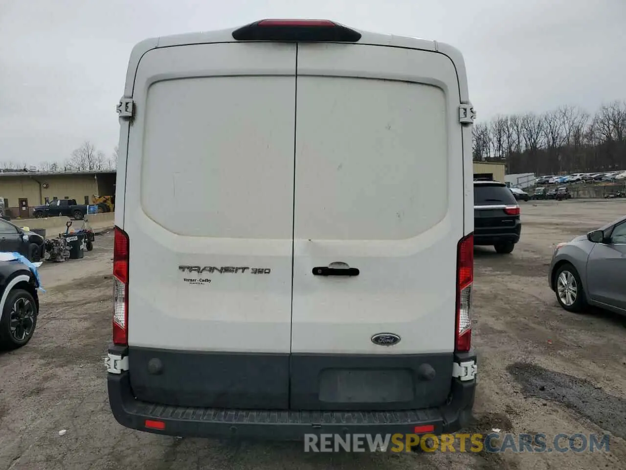 6 Photograph of a damaged car 1FTBW9C83LKA36075 FORD TRANSIT 2020
