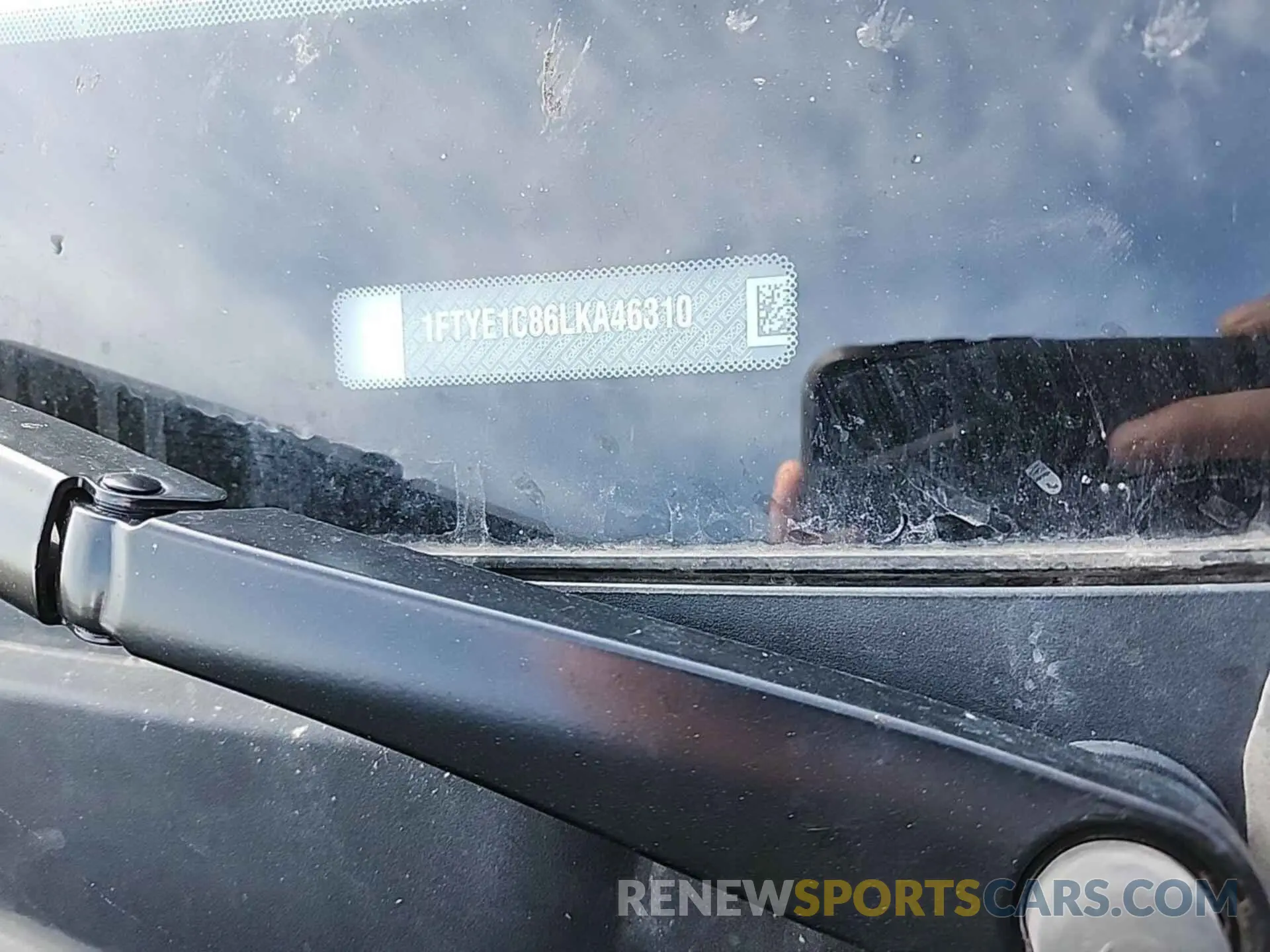 13 Photograph of a damaged car 1FTYE1C86LKA46310 FORD TRANSIT 2020