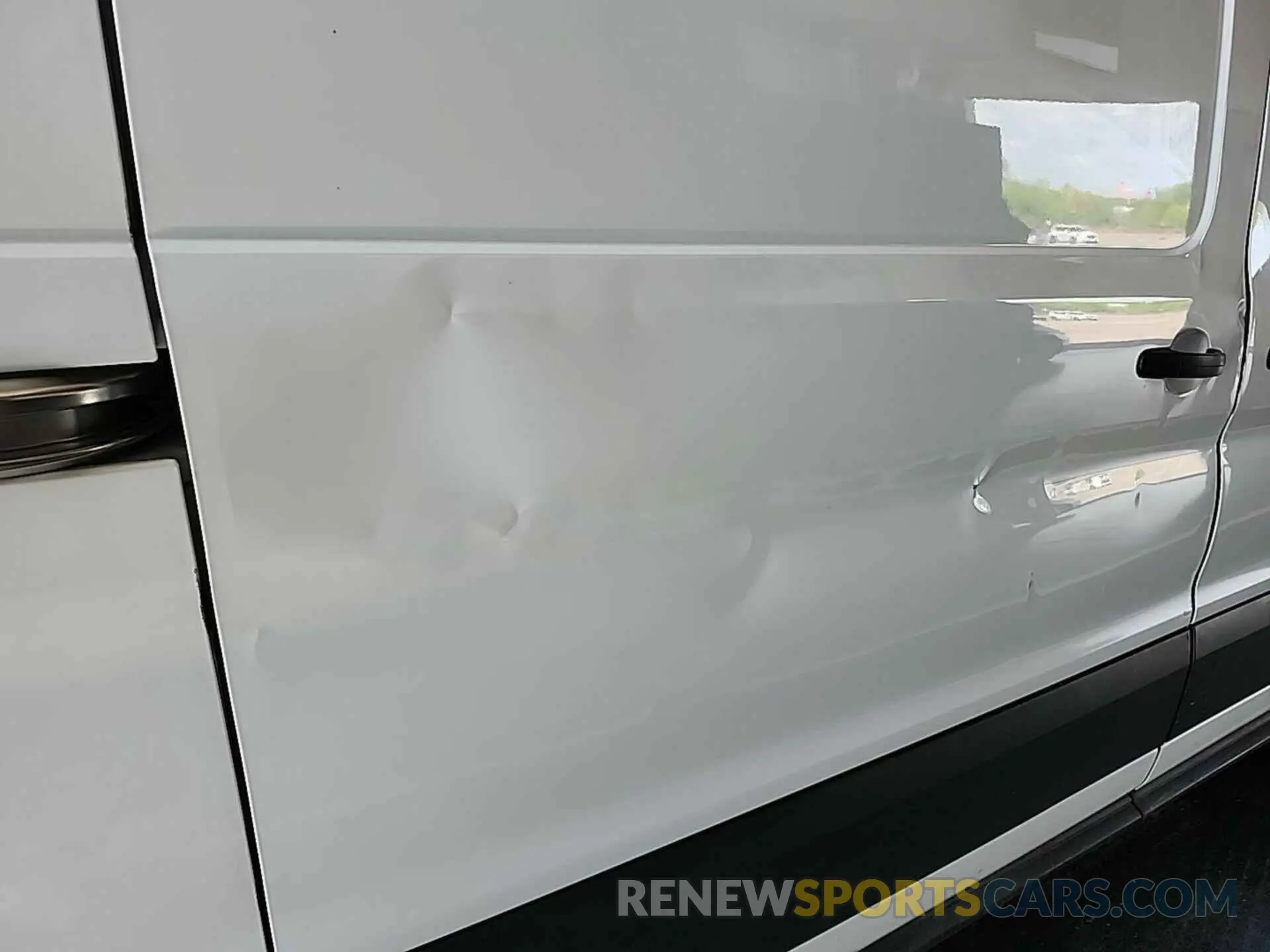 5 Photograph of a damaged car 1FTYE1C86LKA46310 FORD TRANSIT 2020