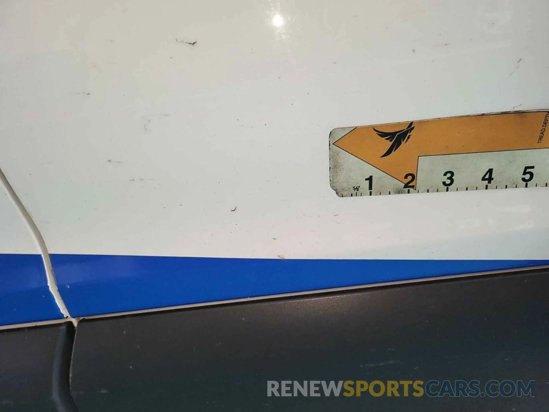 11 Photograph of a damaged car 1FTYE1C8XLKB31621 FORD TRANSIT 2020