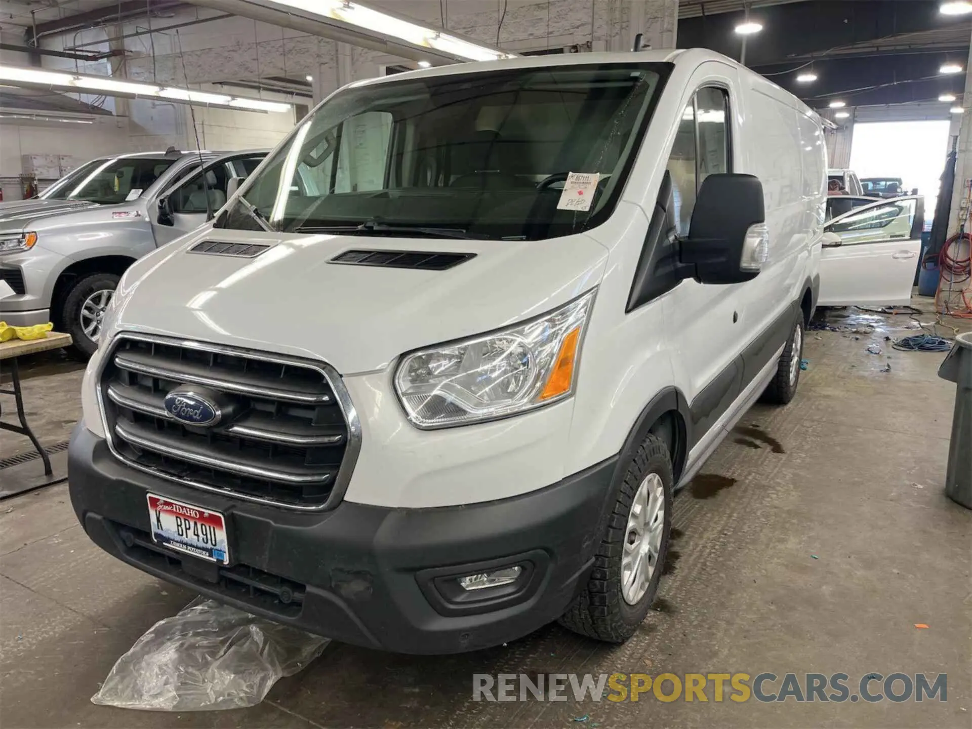 16 Photograph of a damaged car 1FTYE1Y86LKB55150 FORD TRANSIT 2020