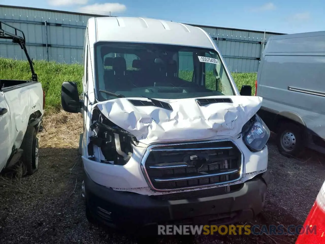 5 Photograph of a damaged car 1FTYE2D87LKB77704 FORD TRANSIT 2020