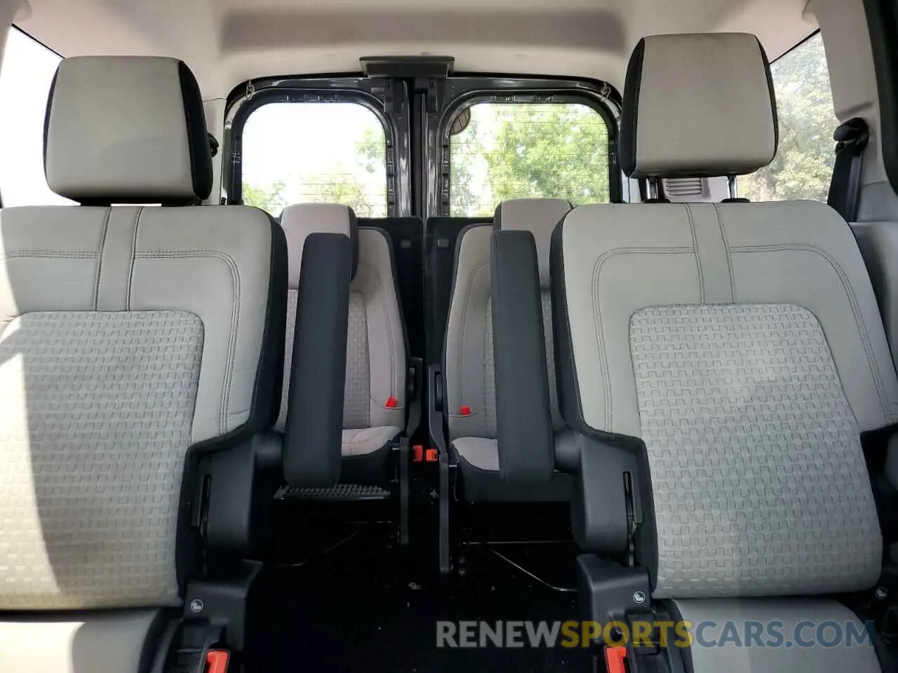 10 Photograph of a damaged car NM0GS9F29L1439599 FORD TRANSIT 2020