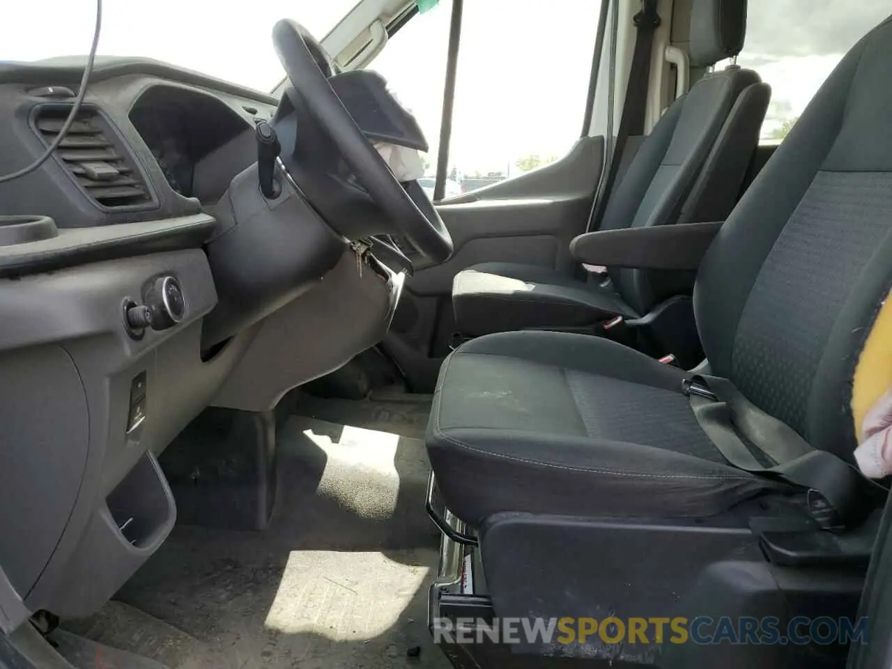 7 Photograph of a damaged car 1FBAX9C80MKA35741 FORD TRANSIT 2021