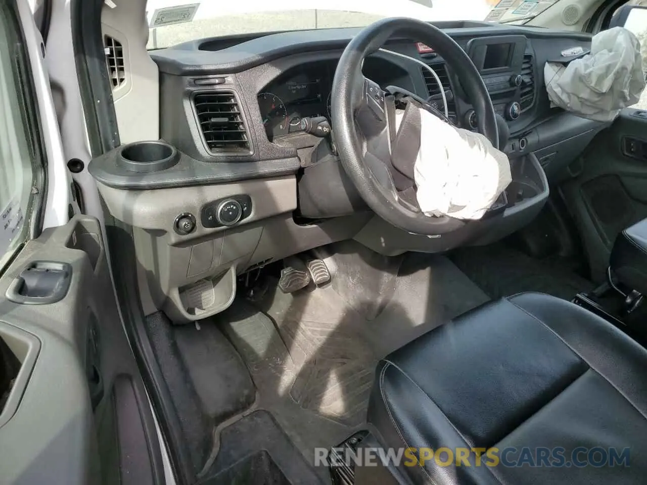 8 Photograph of a damaged car 1FTBF4X87MKA04342 FORD TRANSIT 2021