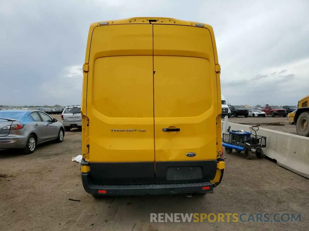 6 Photograph of a damaged car 1FTBR1X87MKA60092 FORD TRANSIT 2021