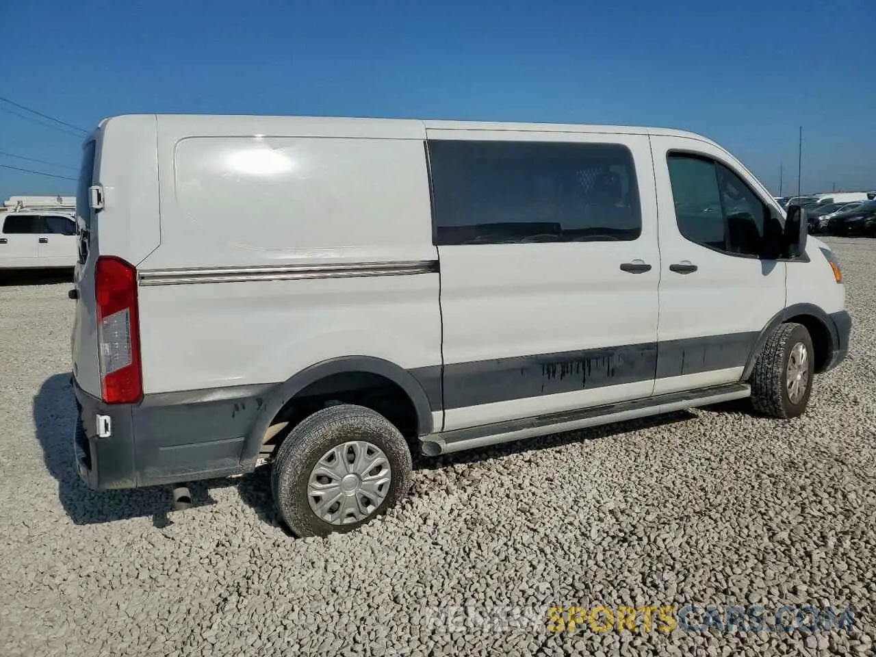 3 Photograph of a damaged car 1FTBR1Y80MKA45187 FORD TRANSIT 2021
