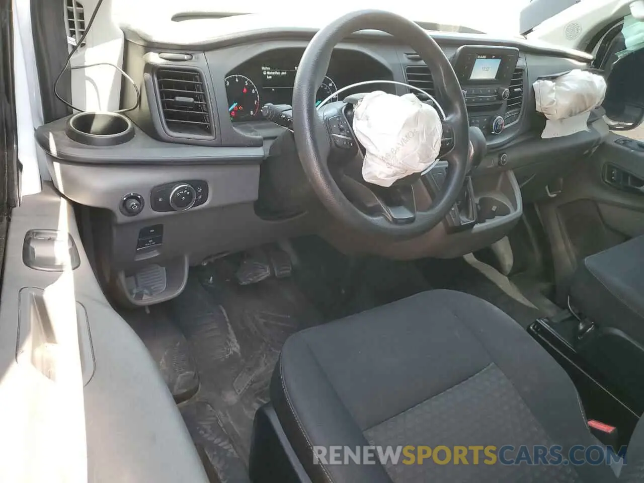 8 Photograph of a damaged car 1FTBR1Y85MKA82588 FORD TRANSIT 2021