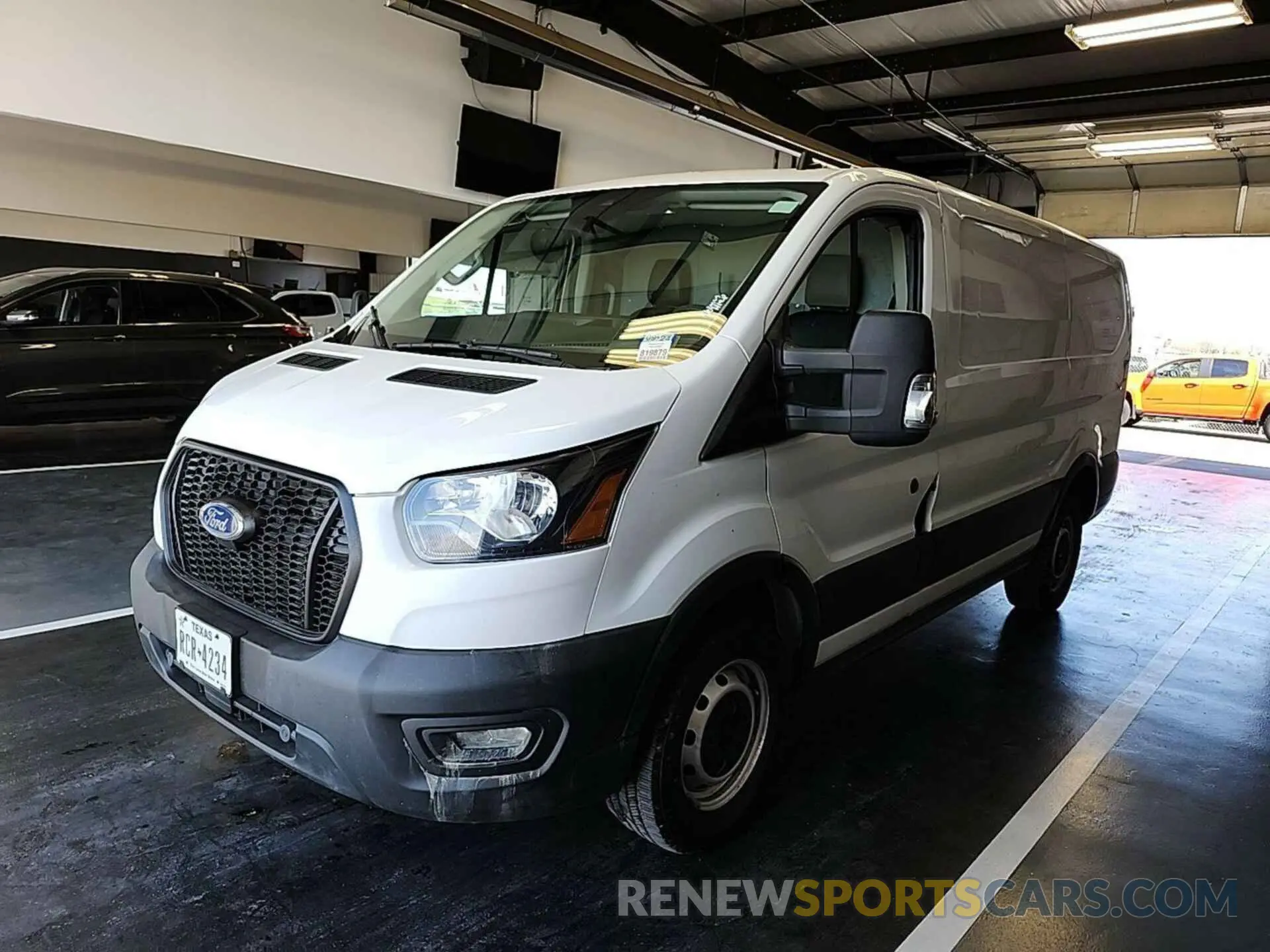 35 Photograph of a damaged car 1FTBR1Y86MKA66917 FORD TRANSIT 2021