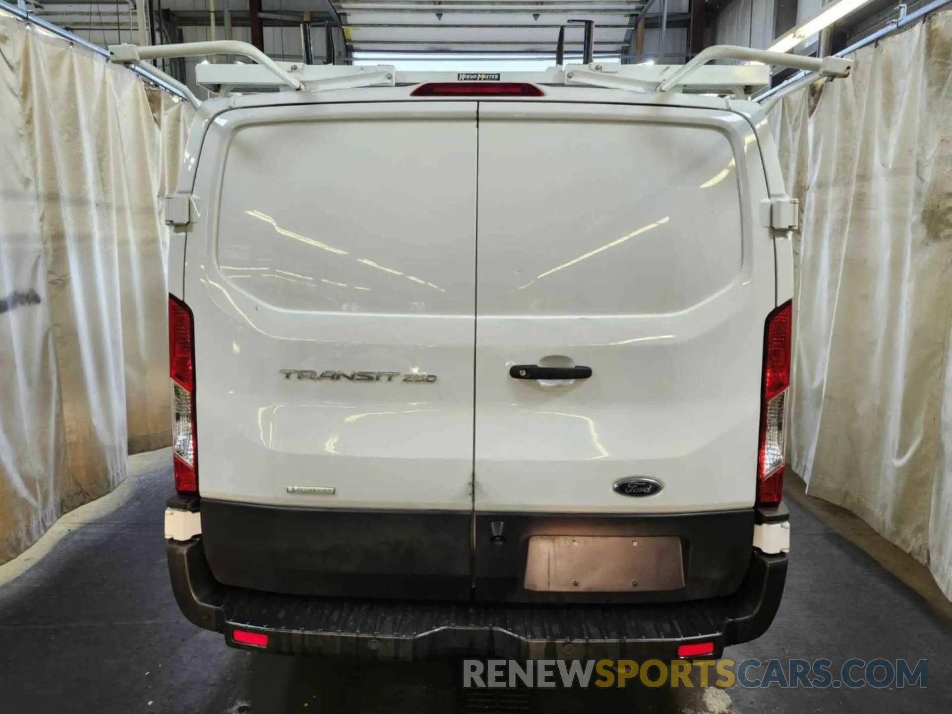 14 Photograph of a damaged car 1FTBR1YGXMKA40022 FORD TRANSIT 2021