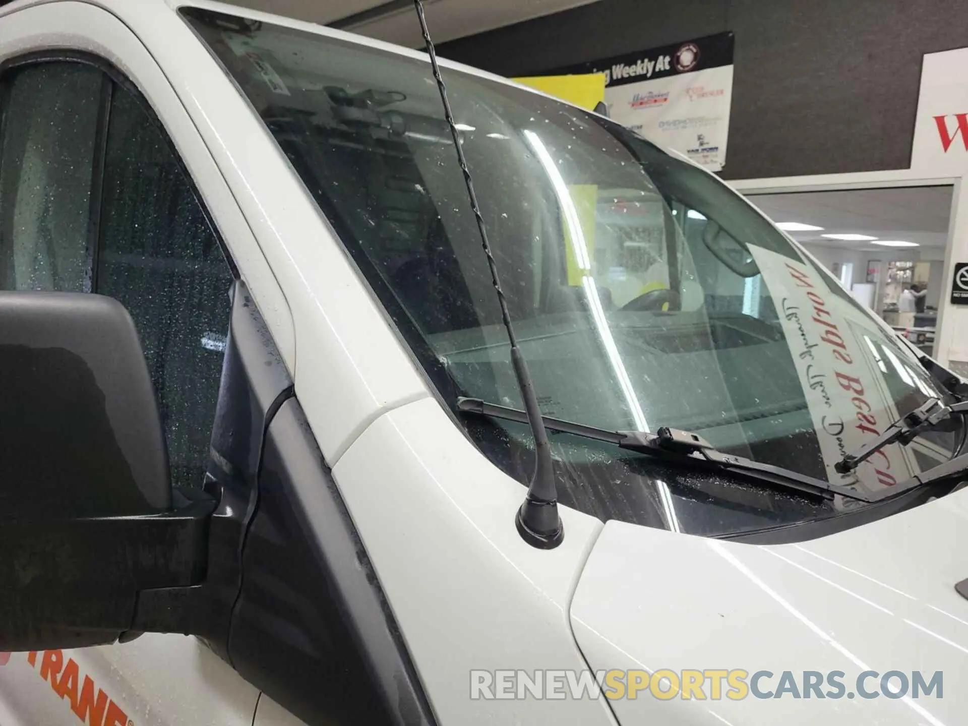 8 Photograph of a damaged car 1FTBR2YG9MKA43127 FORD TRANSIT 2021