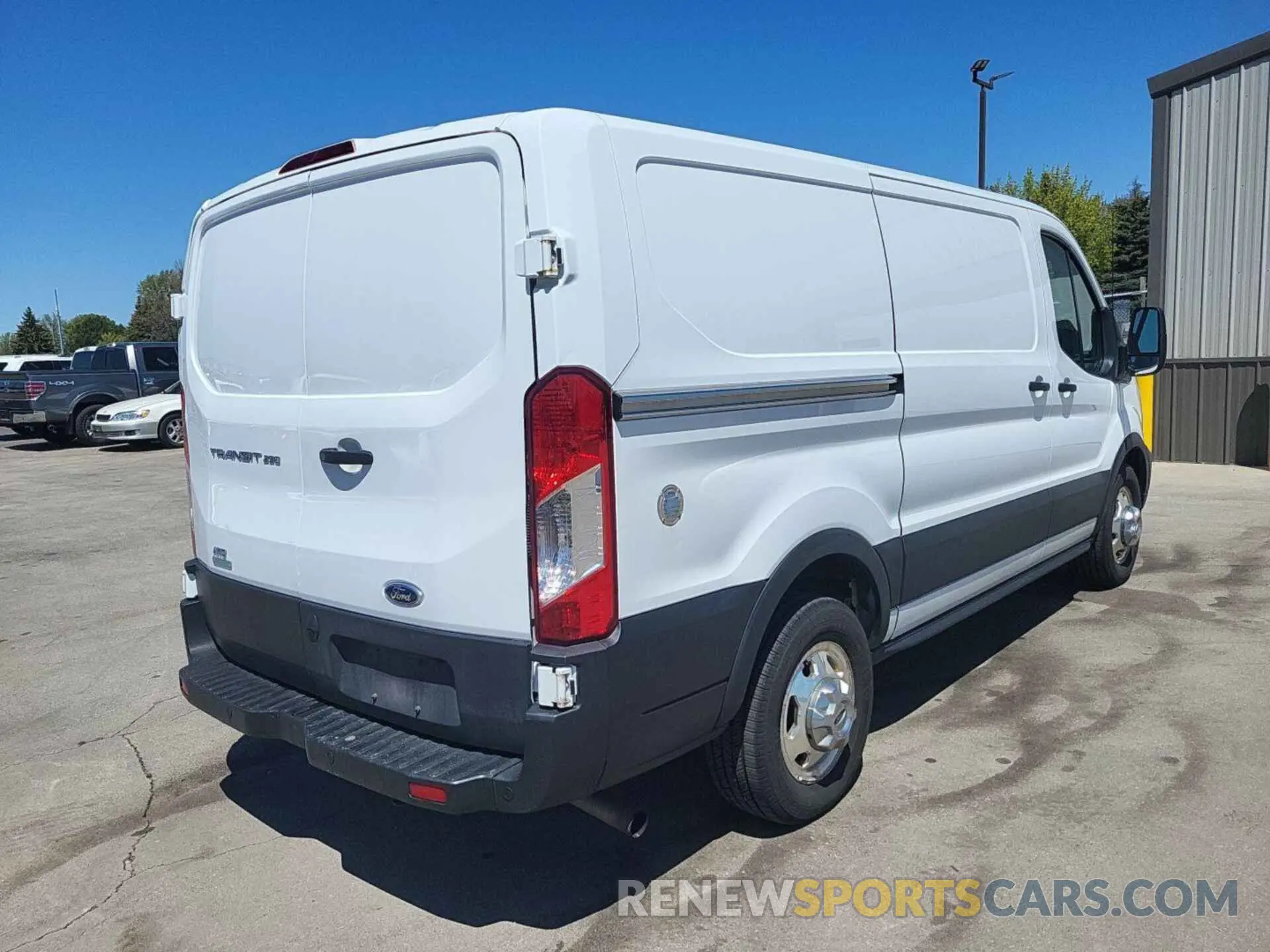 9 Photograph of a damaged car 1FTBR2YG9MKA43127 FORD TRANSIT 2021