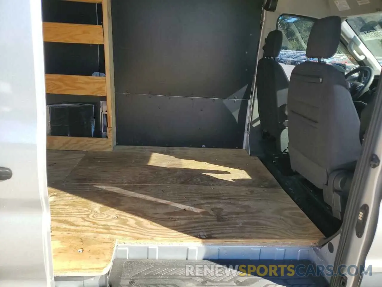11 Photograph of a damaged car 1FTBW3X86MKA61335 FORD TRANSIT 2021