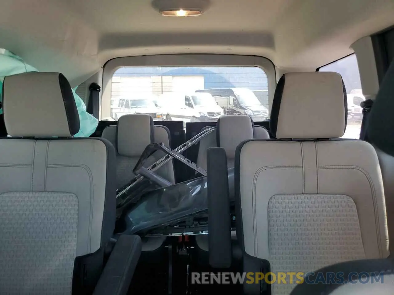 10 Photograph of a damaged car NM0GE9F24M1487133 FORD TRANSIT 2021