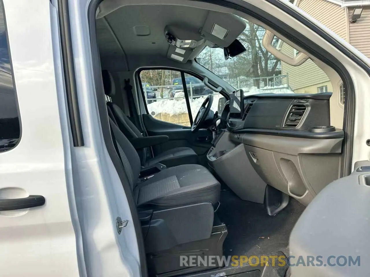 7 Photograph of a damaged car 1FBAX2Y87NKA48732 FORD TRANSIT 2022