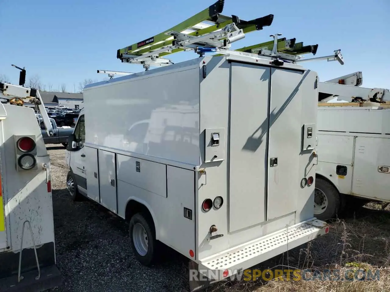 2 Photograph of a damaged car 1FDBF8P80NKA21682 FORD TRANSIT 2022