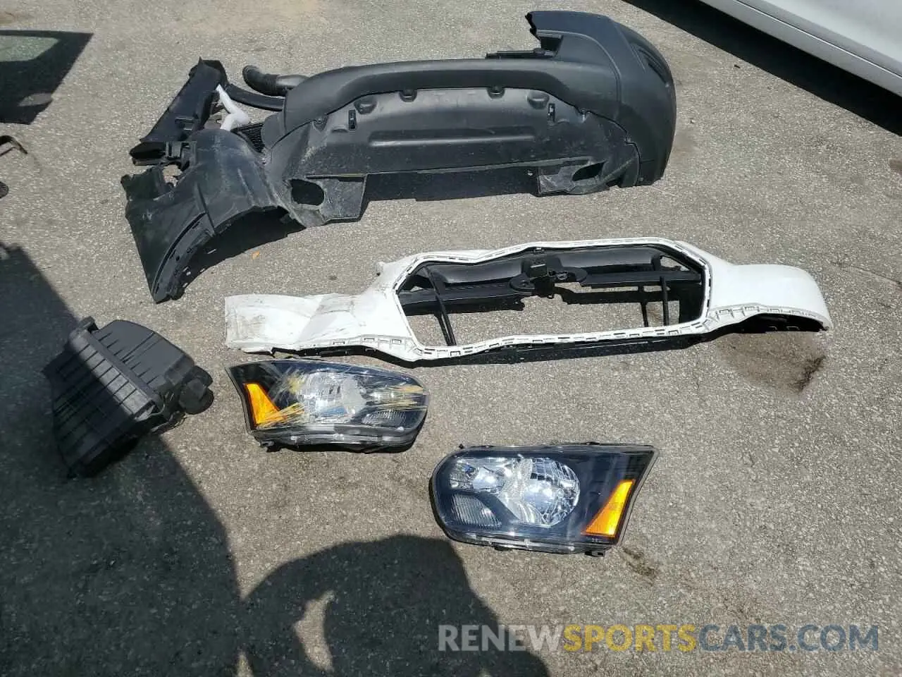 13 Photograph of a damaged car 1FDZK1C85NKA69802 FORD TRANSIT 2022
