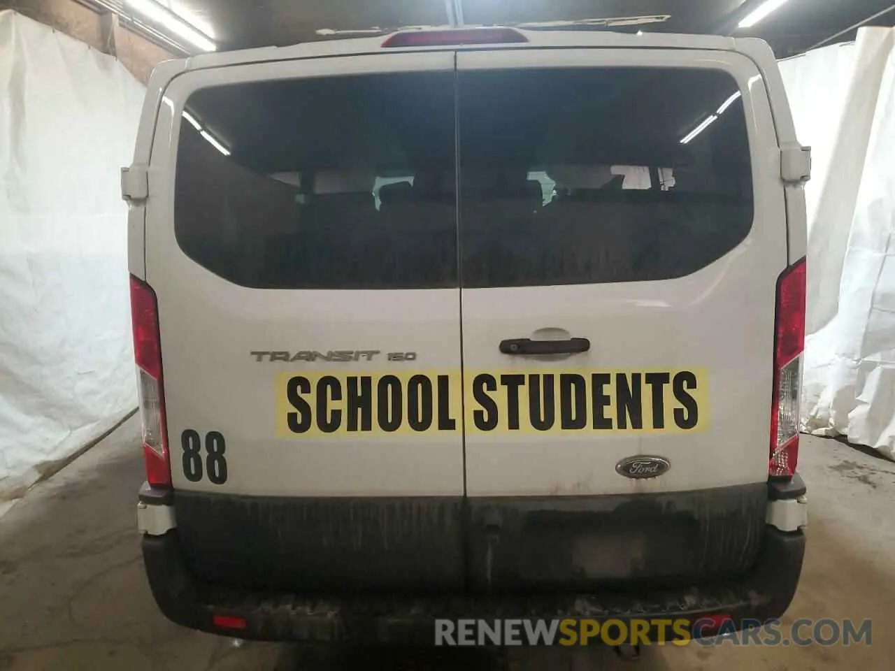 6 Photograph of a damaged car 1FMZK1Y81NKA47868 FORD TRANSIT 2022