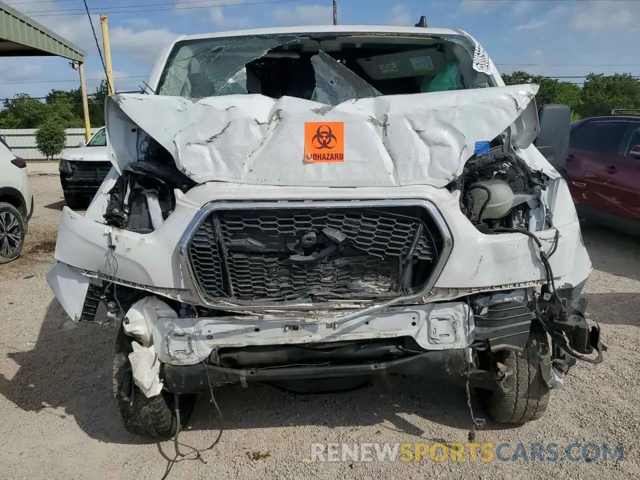 5 Photograph of a damaged car 1FTBR1Y86NKA38603 FORD TRANSIT 2022