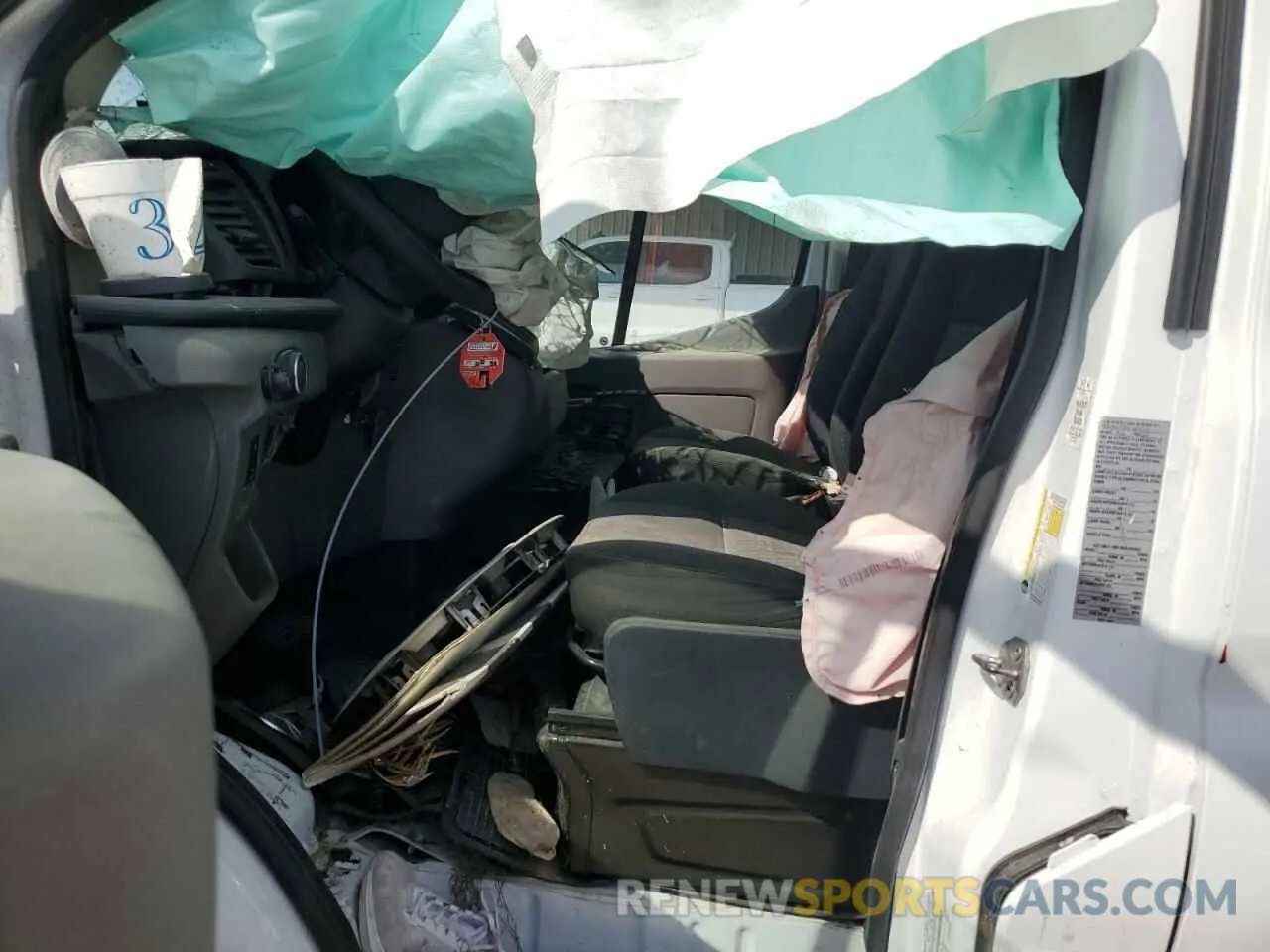 7 Photograph of a damaged car 1FTBR1Y86NKA38603 FORD TRANSIT 2022