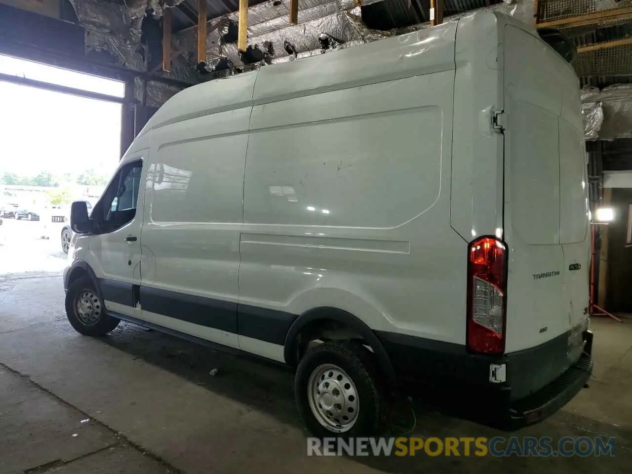 2 Photograph of a damaged car 1FTBR2X81NKA63951 FORD TRANSIT 2022