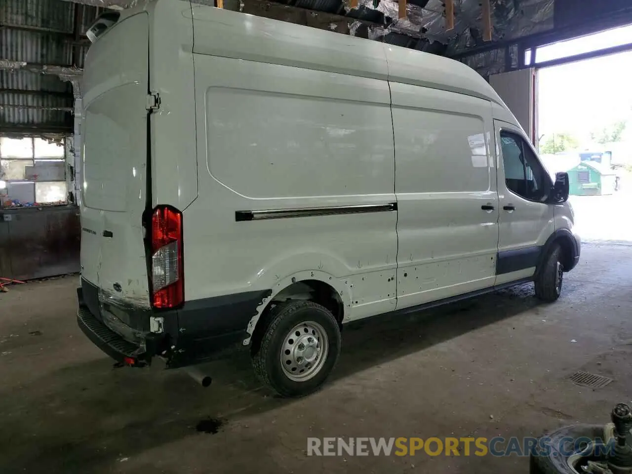 3 Photograph of a damaged car 1FTBR2X81NKA63951 FORD TRANSIT 2022