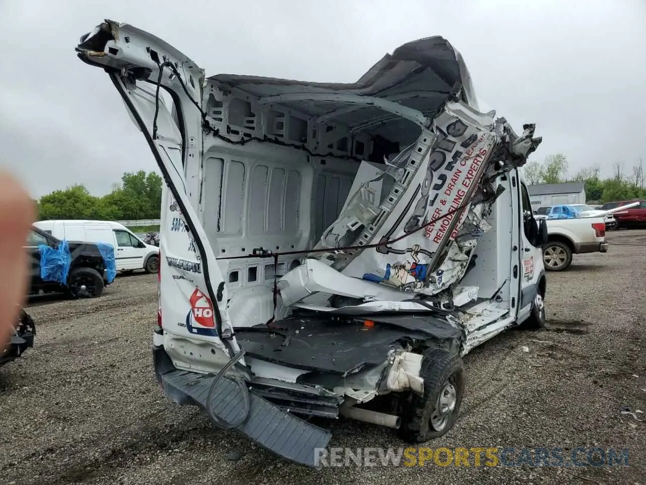 3 Photograph of a damaged car 1FTBR2X89NKA80612 FORD TRANSIT 2022