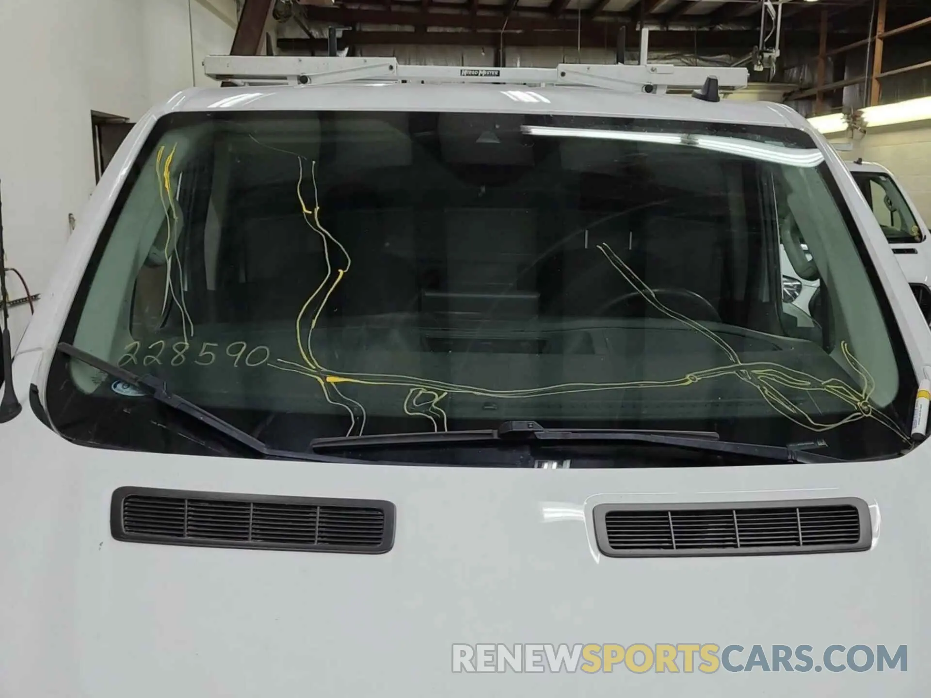 16 Photograph of a damaged car 1FTBR2YG8NKA06555 FORD TRANSIT 2022