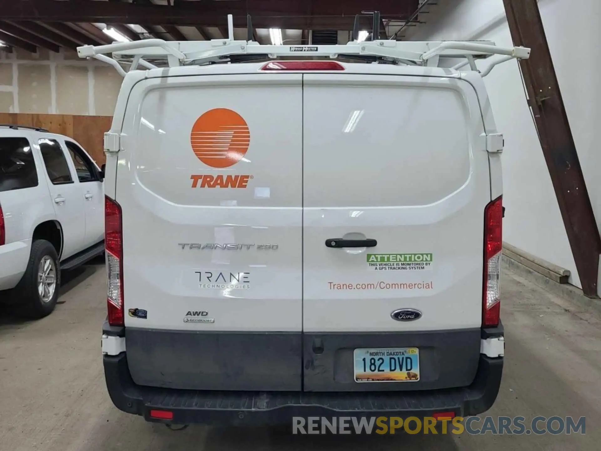 6 Photograph of a damaged car 1FTBR2YG8NKA06555 FORD TRANSIT 2022