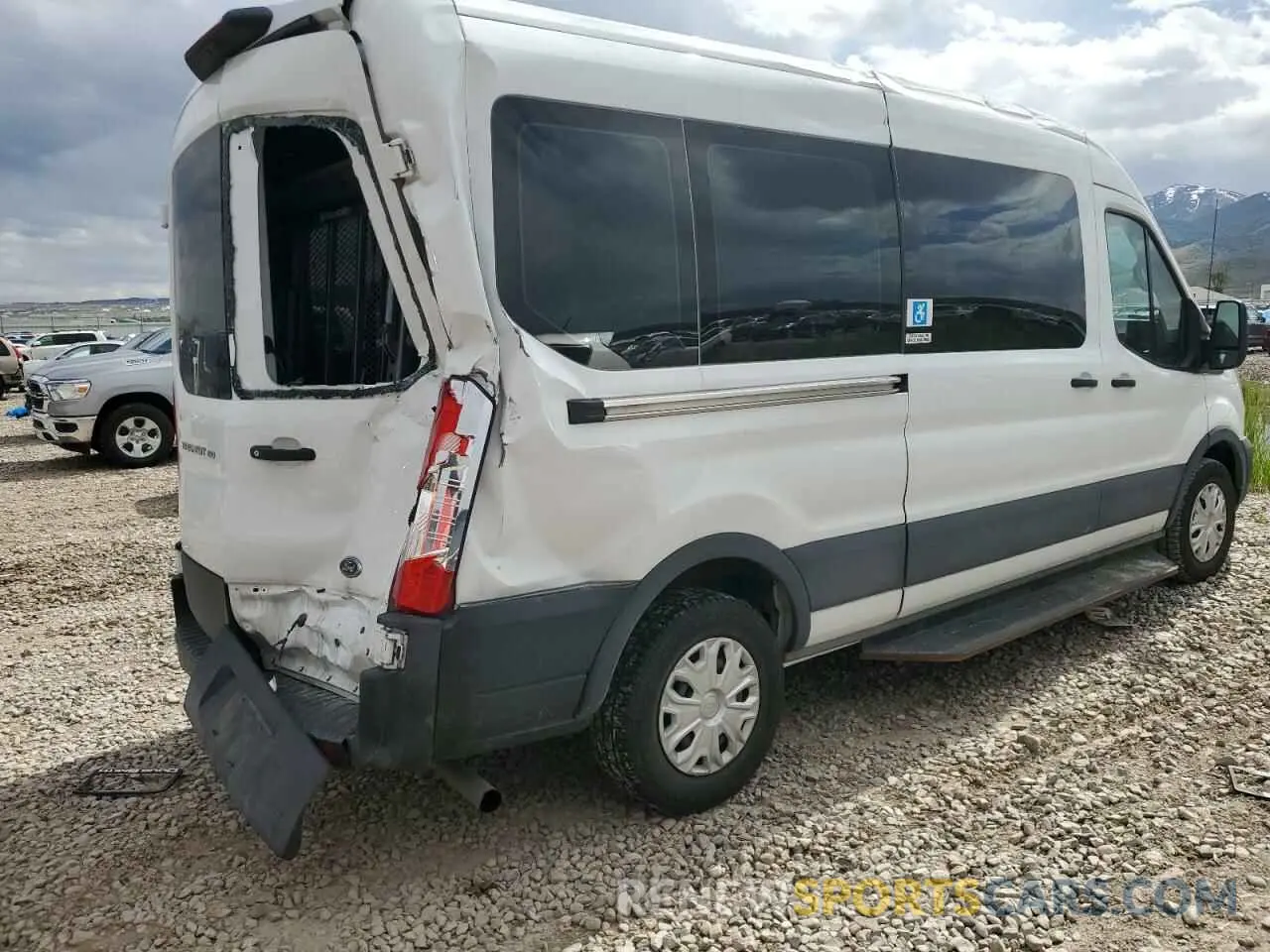 3 Photograph of a damaged car 1FTYE1C86NKA58458 FORD TRANSIT 2022
