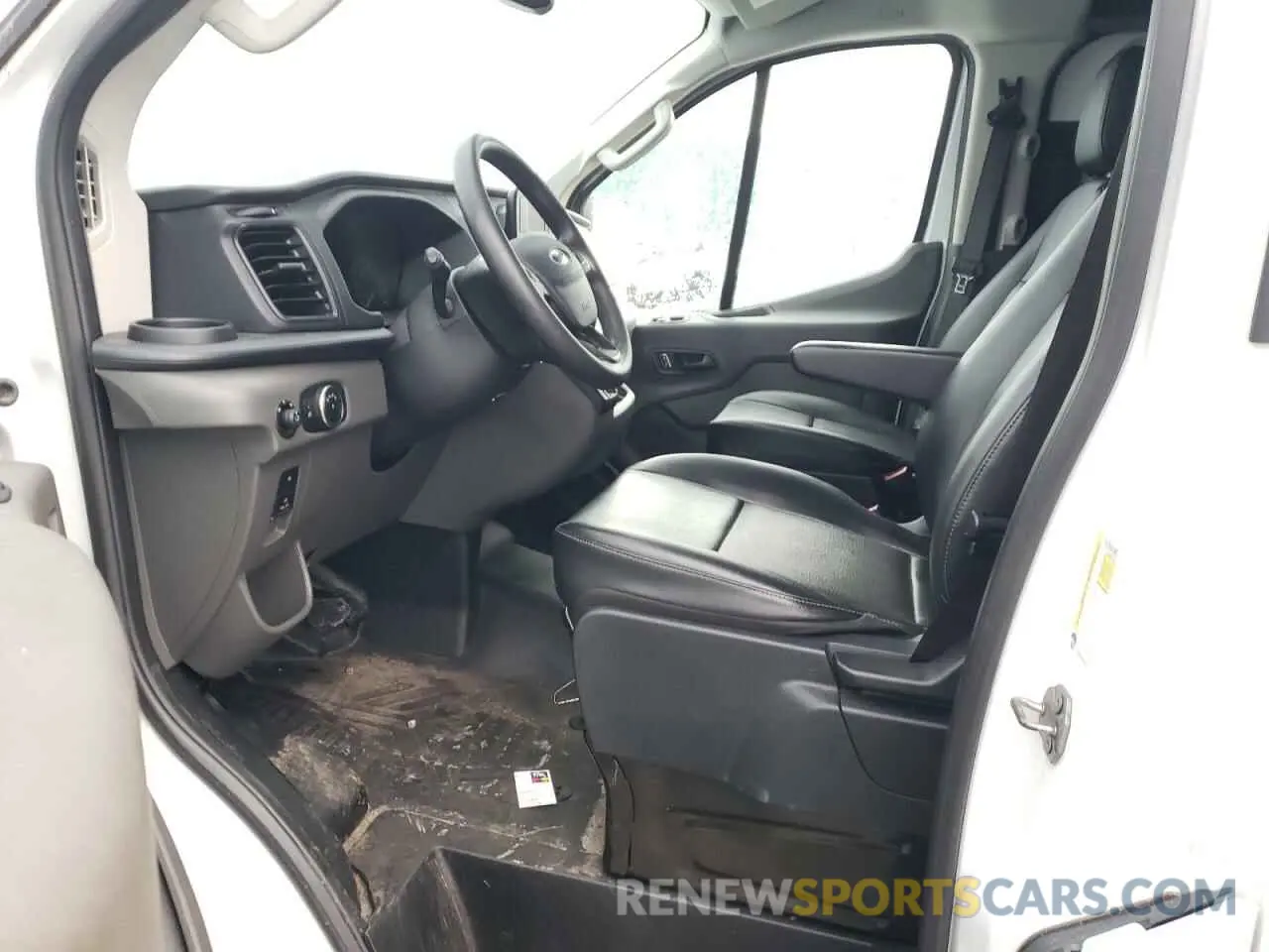 7 Photograph of a damaged car 1FTYE1Y82NKA32948 FORD TRANSIT 2022