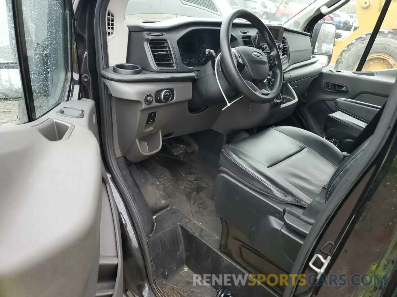 8 Photograph of a damaged car 1FTYE1Y88NKA04667 FORD TRANSIT 2022