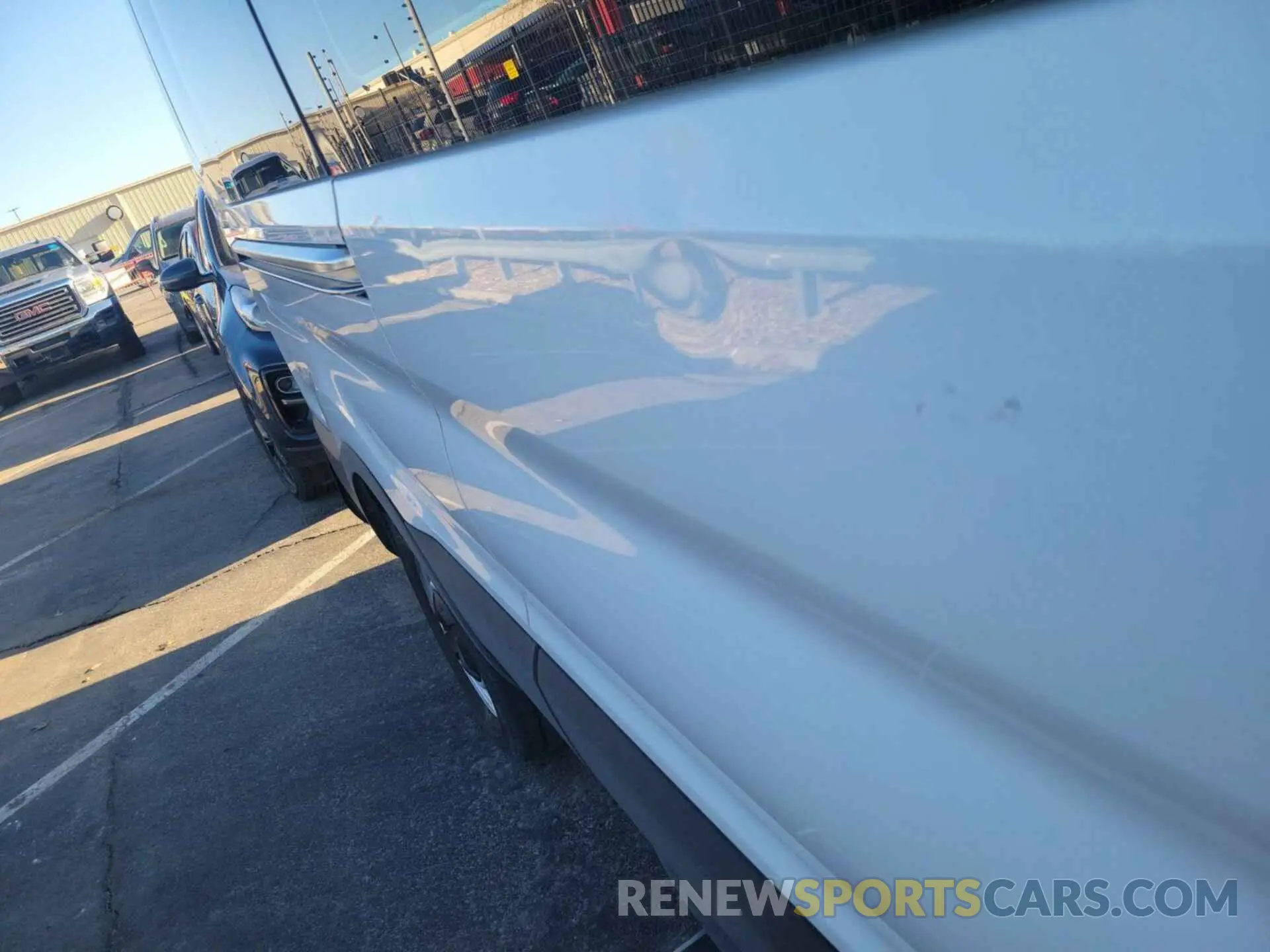 10 Photograph of a damaged car 1FBAX2C82PKB52779 FORD TRANSIT 2023