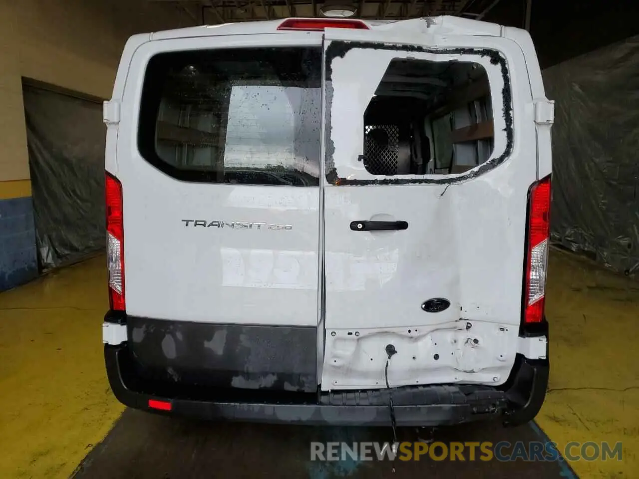 6 Photograph of a damaged car 1FTBR1Y83PKB06391 FORD TRANSIT 2023