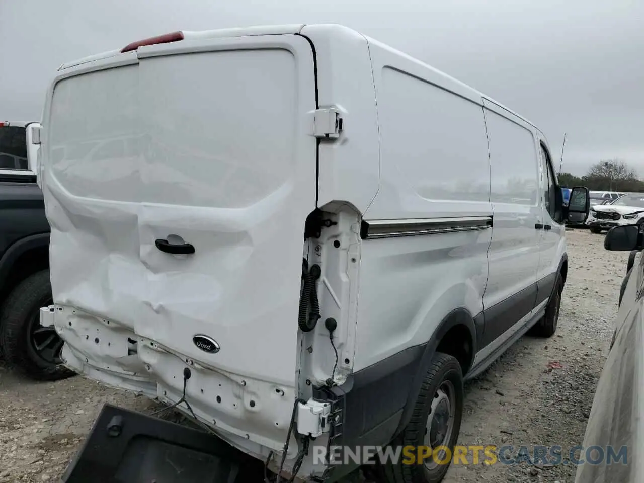 3 Photograph of a damaged car 1FTBR1Y88PKA97221 FORD TRANSIT 2023