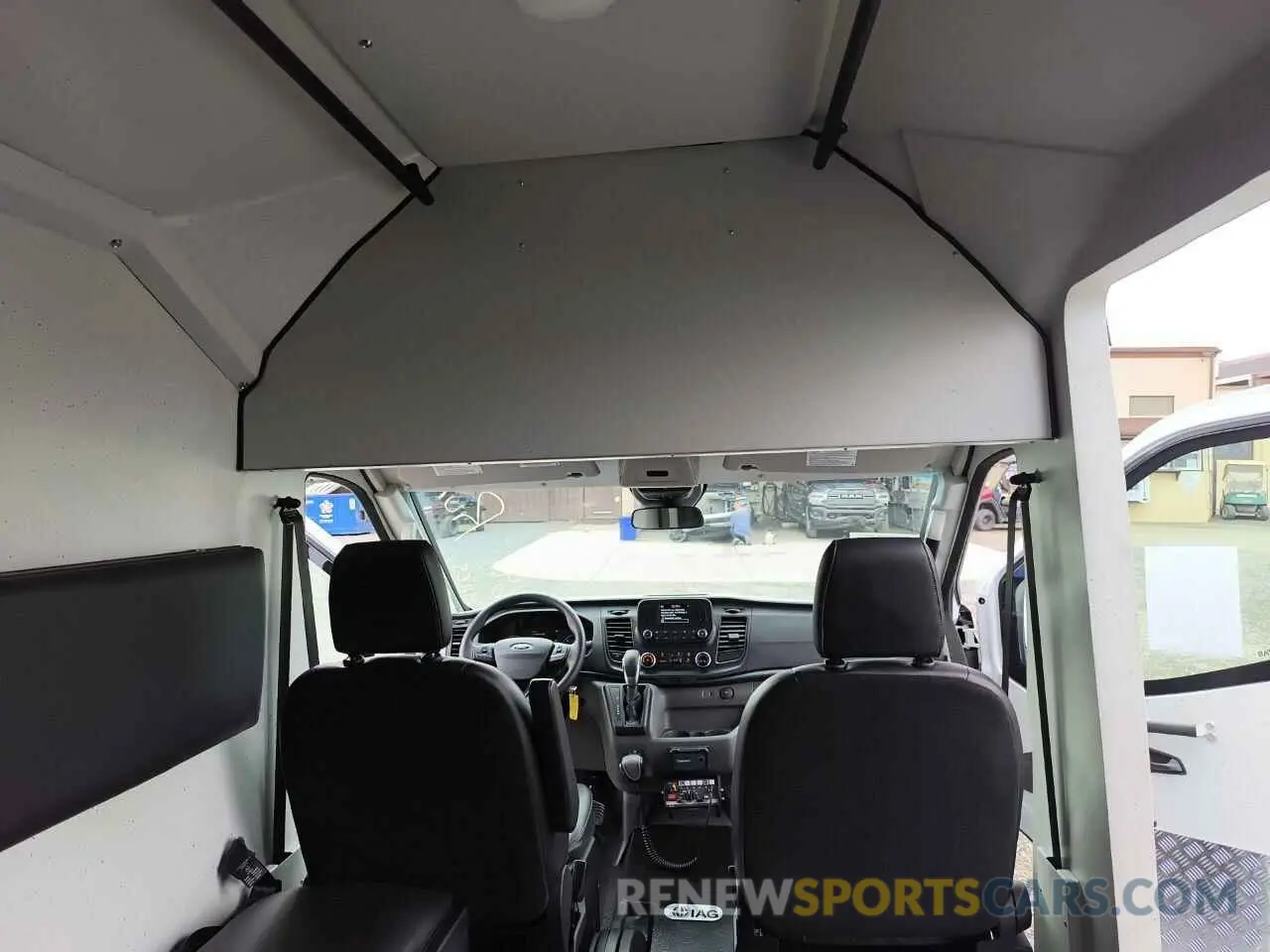 12 Photograph of a damaged car 1FTRU8XG8PKC05304 FORD TRANSIT 2023