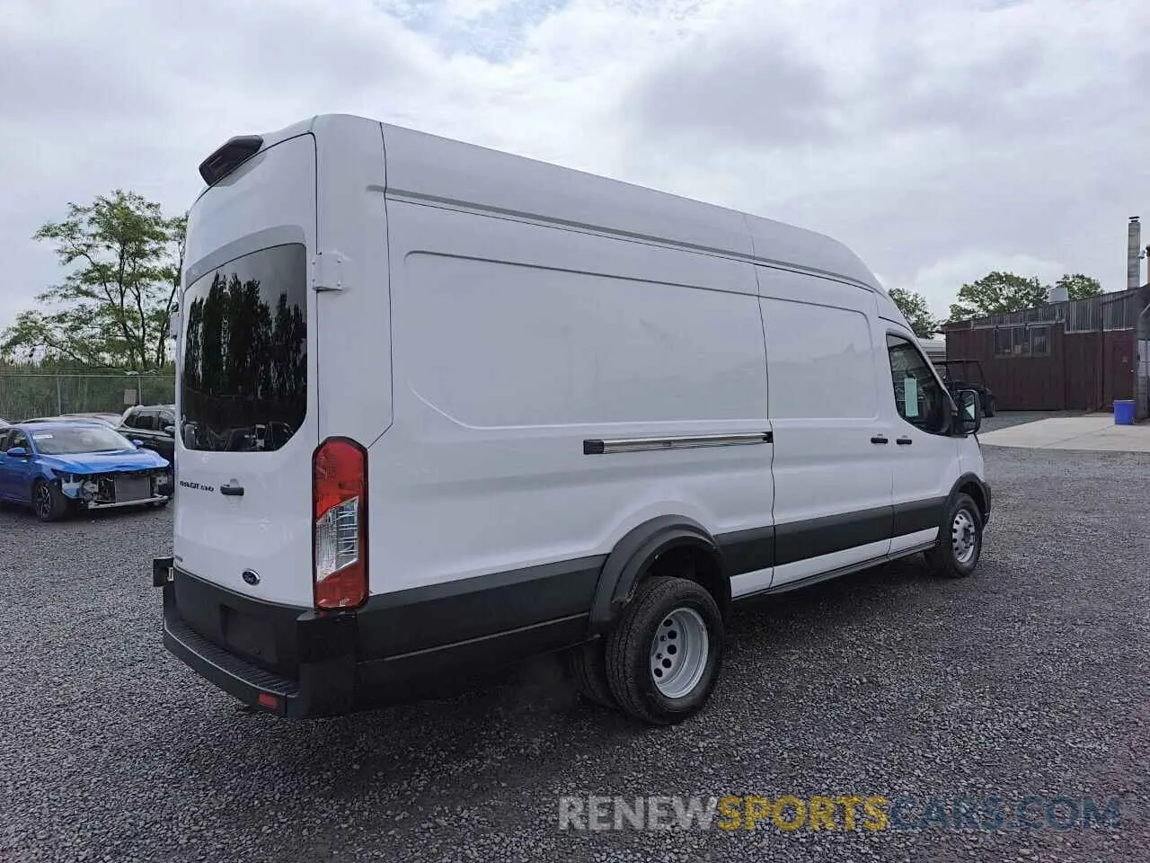 4 Photograph of a damaged car 1FTRU8XG8PKC05304 FORD TRANSIT 2023